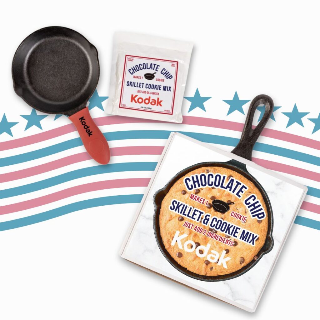 A custom Lodge skillet and cookie mix set that is made in the USA